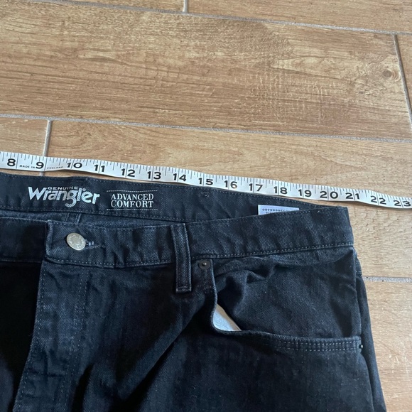 Wrangler Advanced Comfort Black Men’s standard jeans w 42 L 30 - Picture 6 of 9